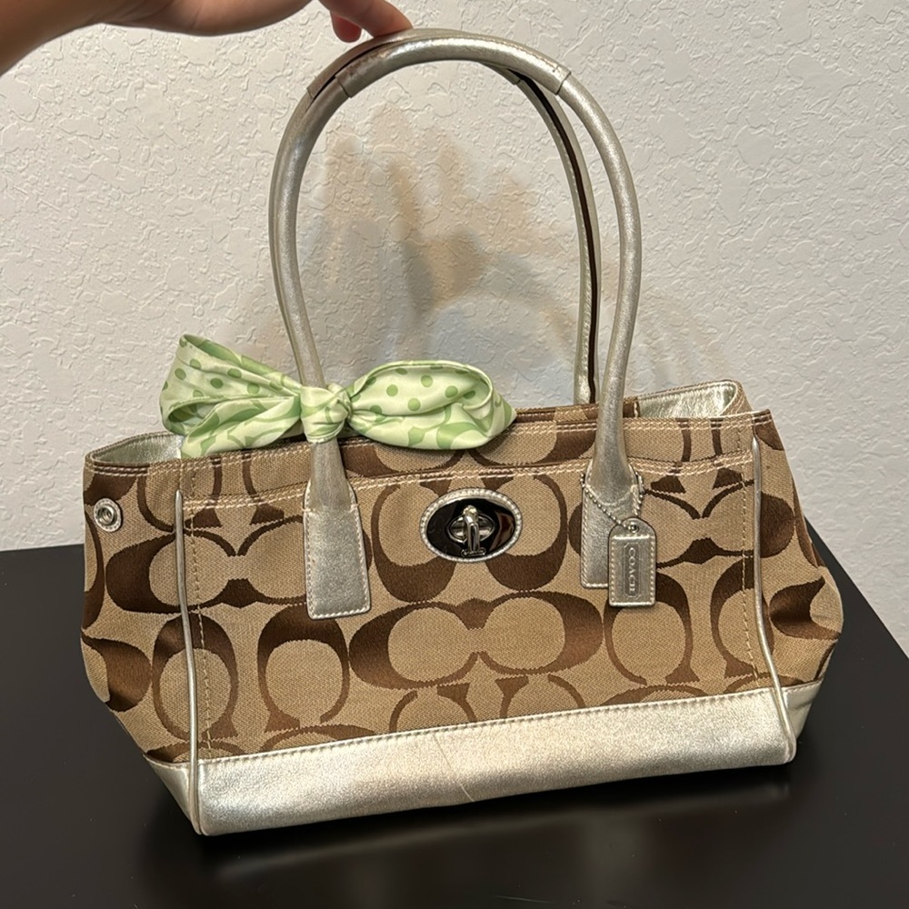 Coach Tote